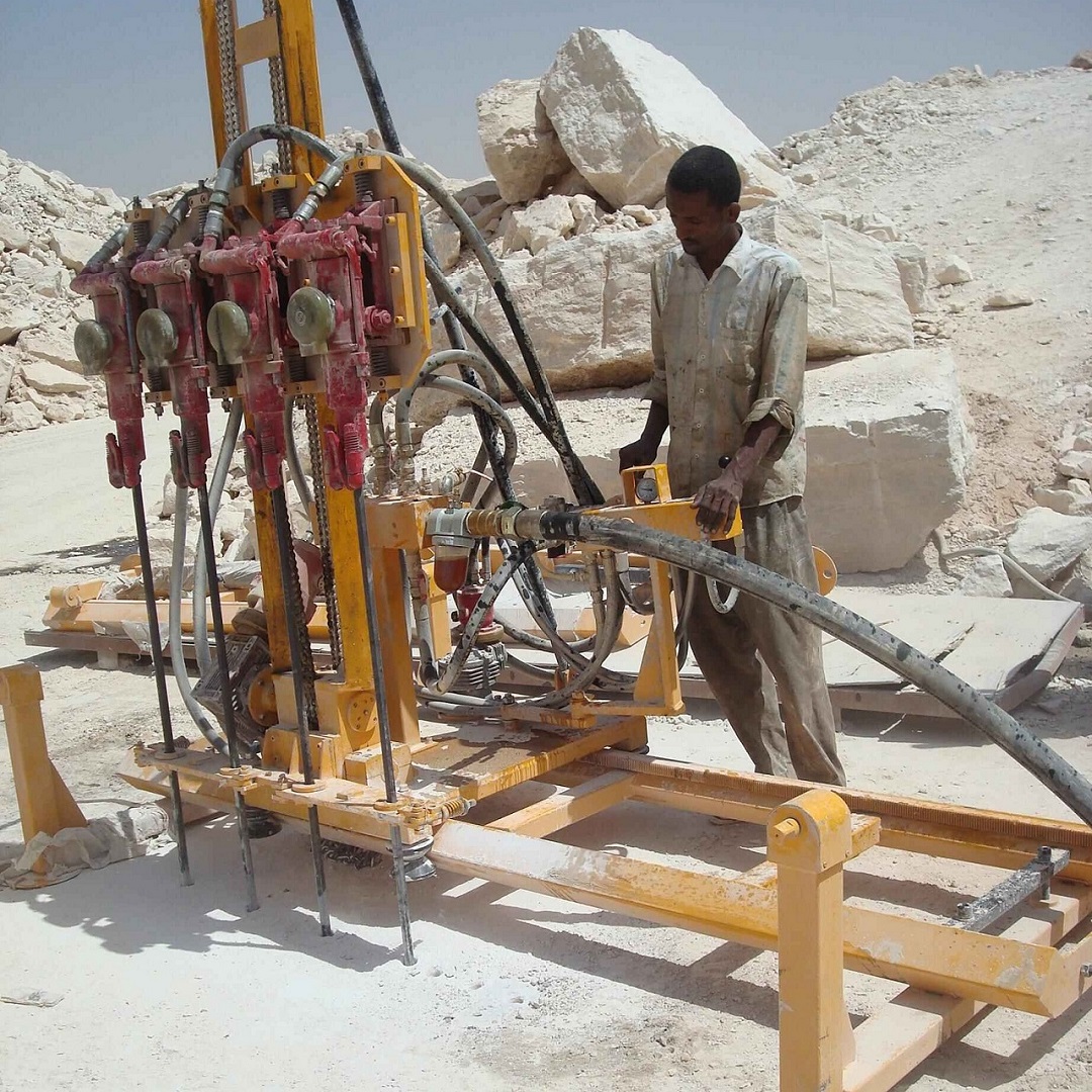 Pneumatic mobile rock drills,quarry rock drills,rock drilling machine,rock drilling tools,rock drill bits