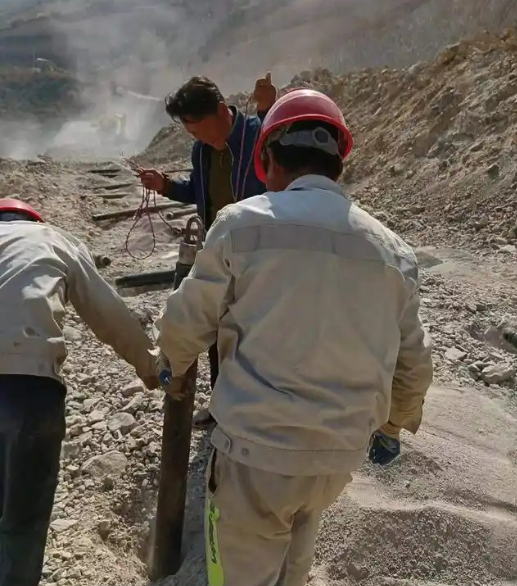 CO₂ blasting work